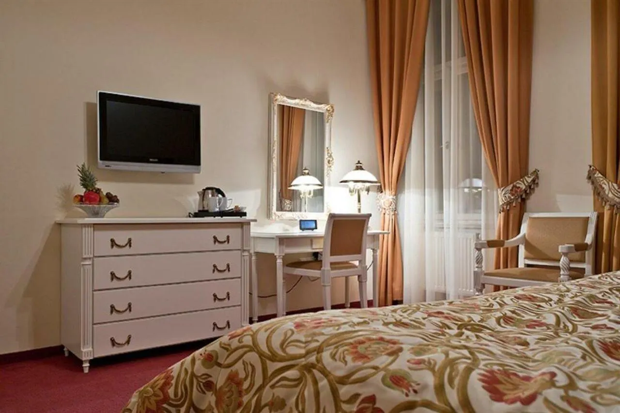 Alqush Downtown Hotel Prague