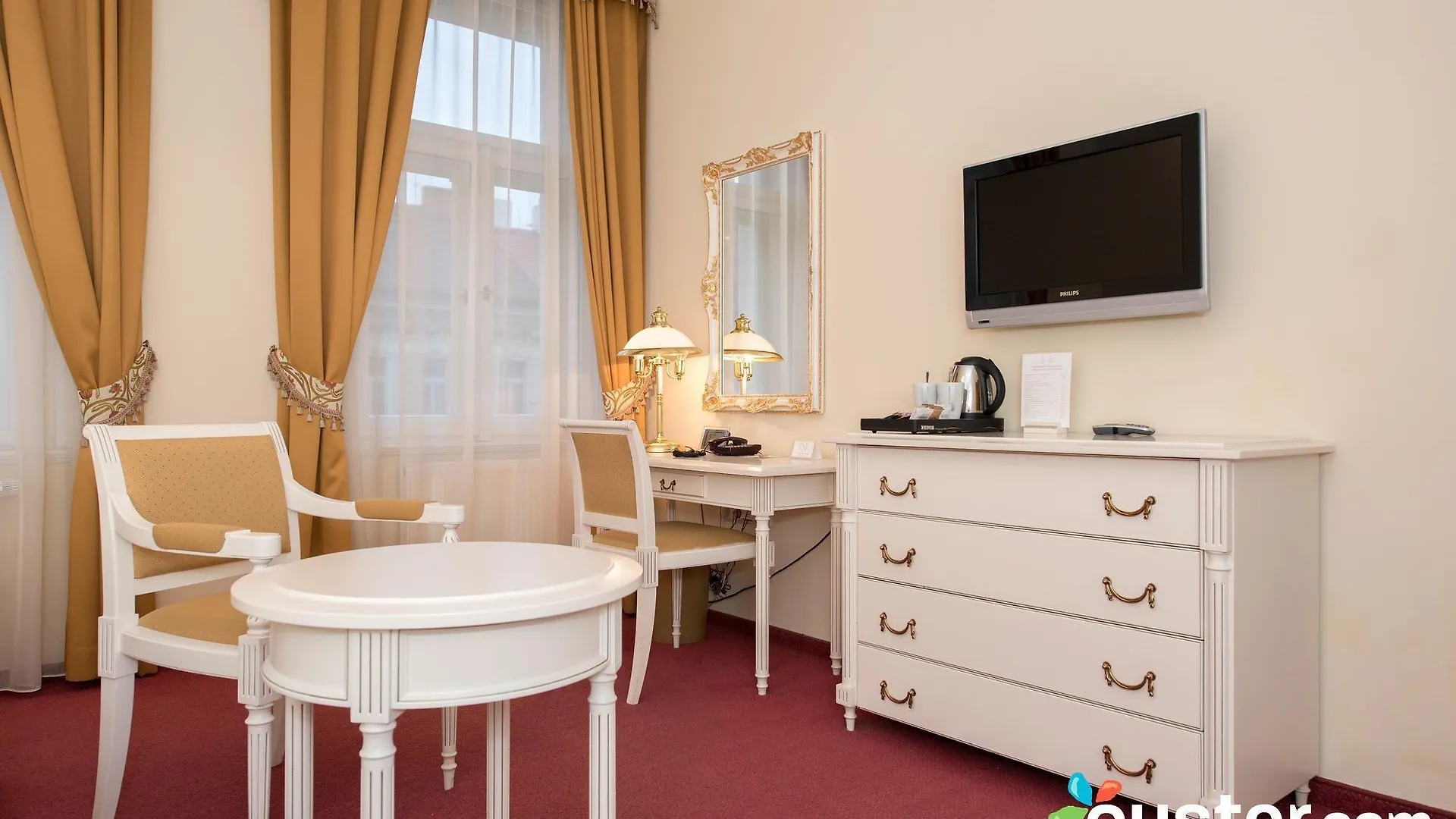 Alqush Downtown Hotel Prag