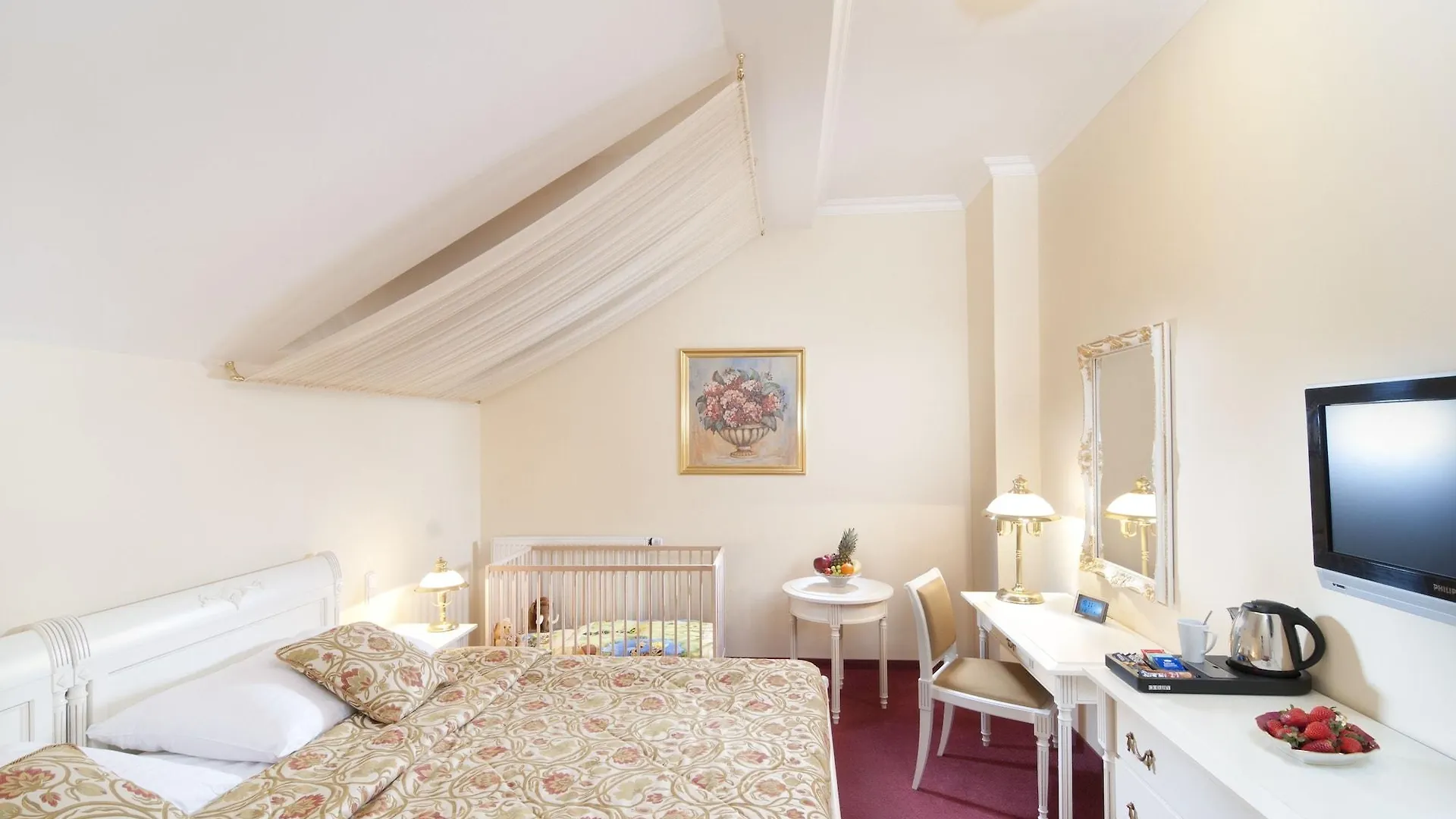 Alqush Downtown Hotel Prague