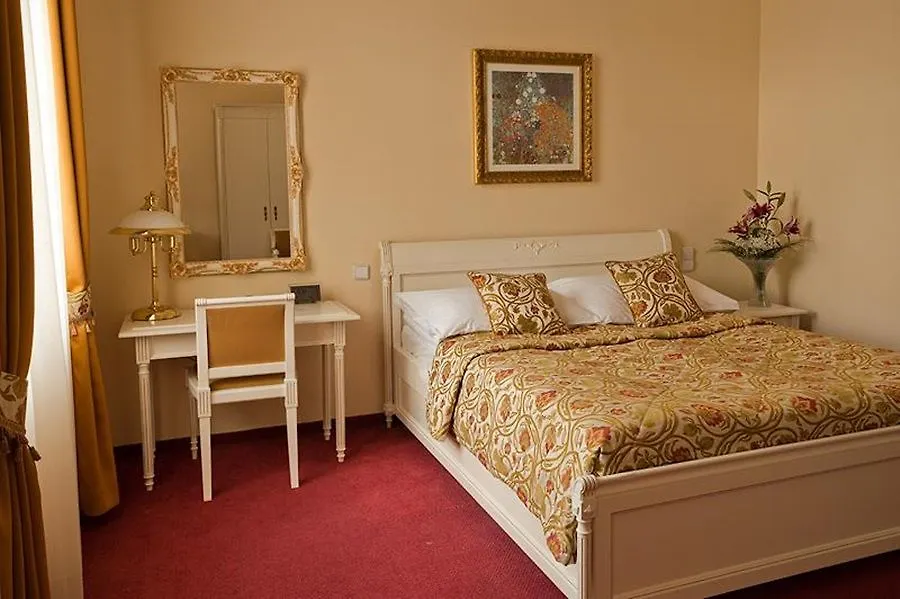 Alqush Downtown Hotel Prague Czech Republic