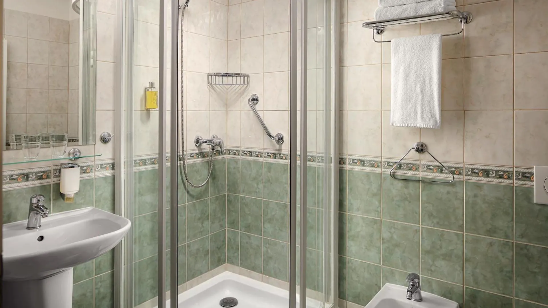 Alqush Downtown Hotel Praga