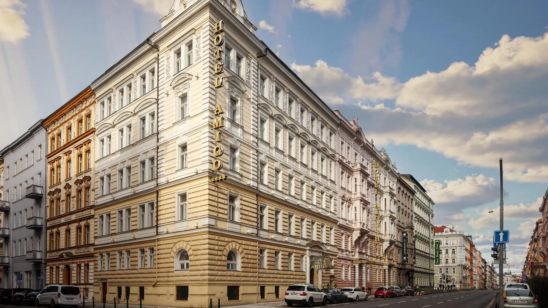 Alqush Downtown Hotel Prag