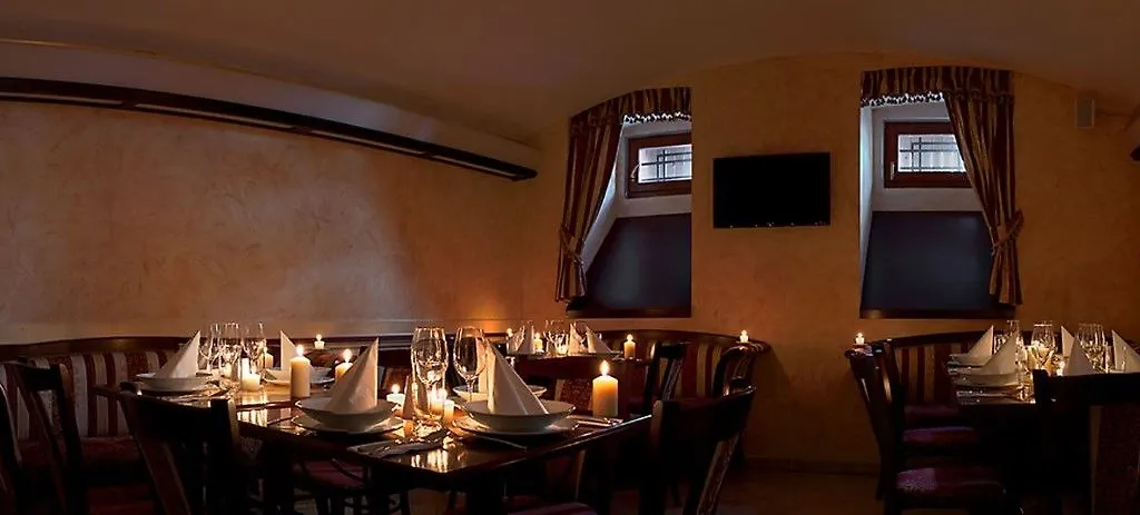 Alqush Downtown Hotel Prague 4*,